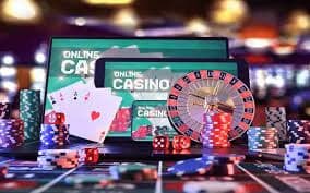 vetibet Live Casino မြန်မာပလက်ဖောင်းတွင် Baccarat Live Dealer နှင့် ကစားနေသောမြင်ကွင်း